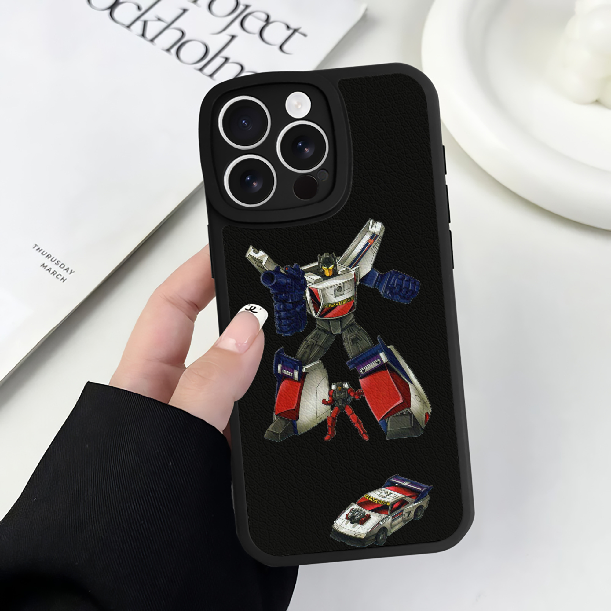 （画像用）  【iPhone 16シリーズ対応】シリコンスマホケース（レザー調） 材質：シリコン